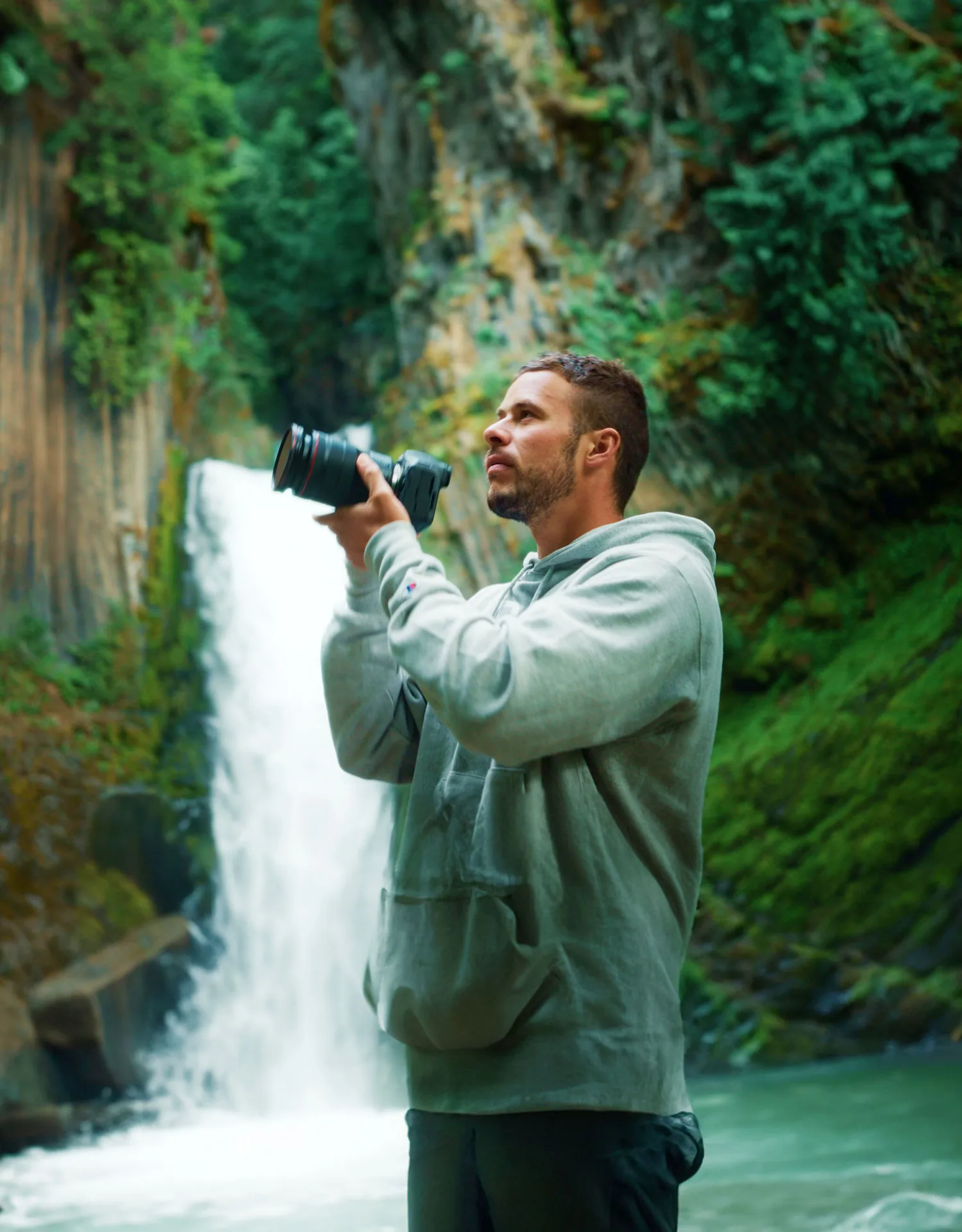 On Set – Night BTS