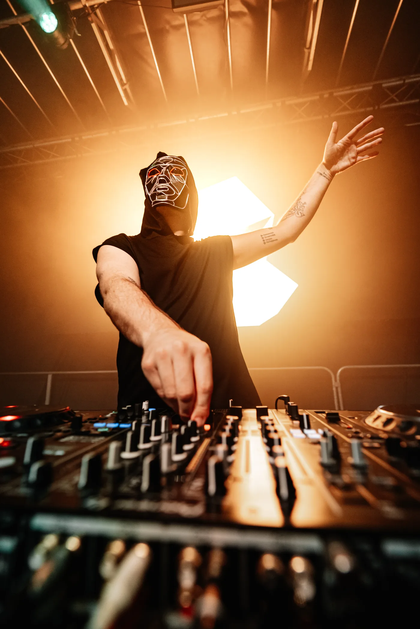 DJ Performance
